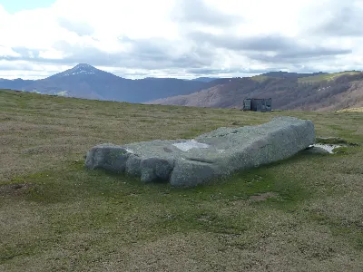 Menhir Luurzu zutarria